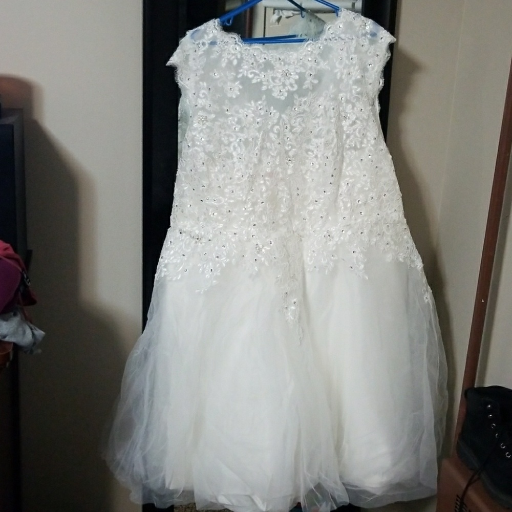 Wedding dress